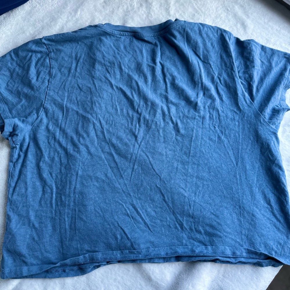AE Cropped Tee - Picture 2 of 2